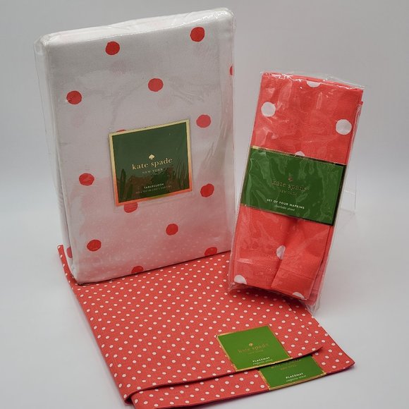 kate spade NWT tablecloth, napkins & placemats - Picture 13 of 14